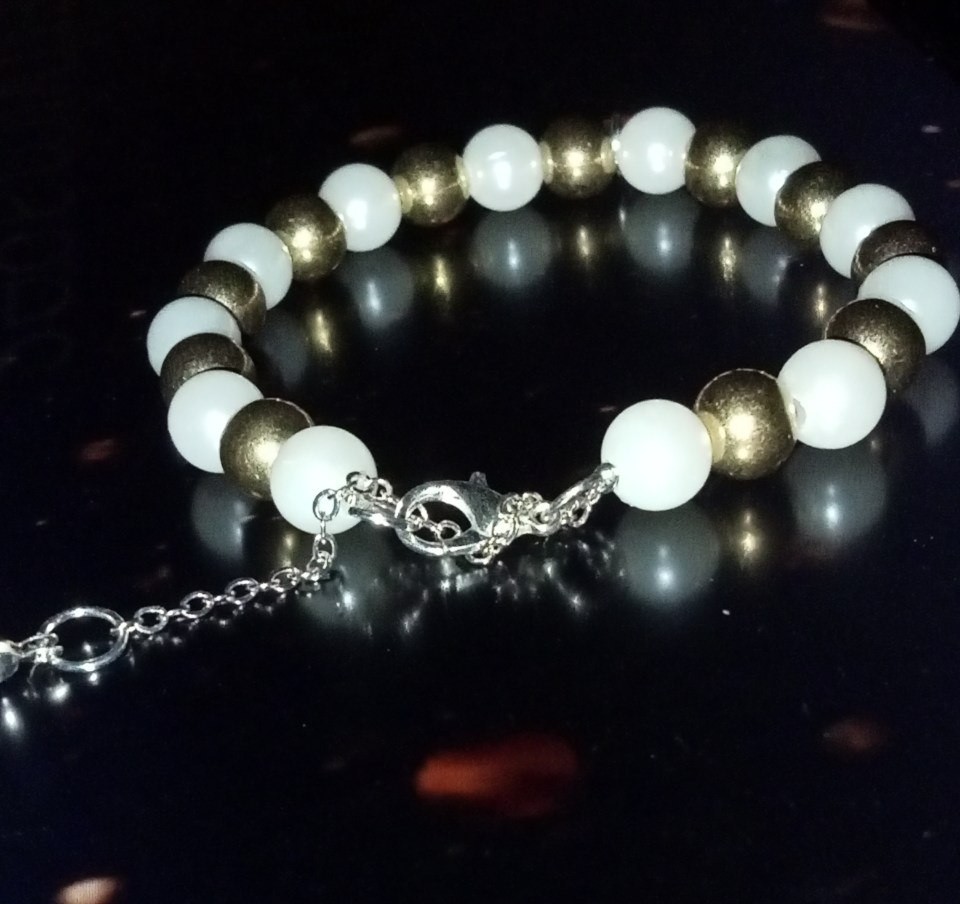 Golden Pearl Bead Bracelet